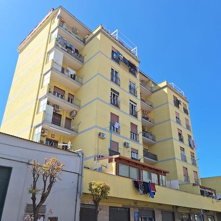 Mbr-Napoli Lägenhet Exteriör bild